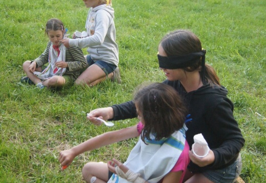 Joghurt blind füttern