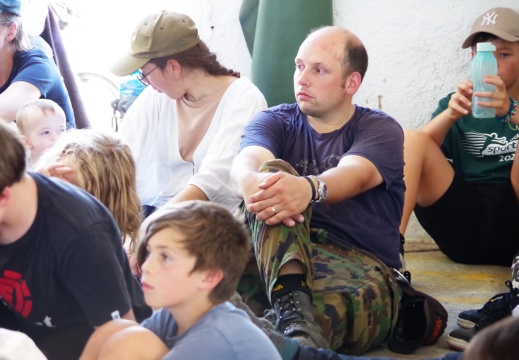 Falk mit Kindern