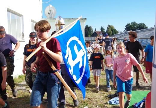 Jungschar Schinznach Flaggenträger