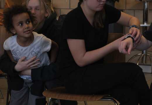Kinder bei der Gottesdienst-Probe