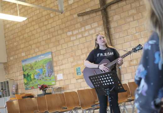 Granella bei der Gottesdienst-Probe