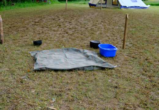 Wassertransport-Spiel aufstellen